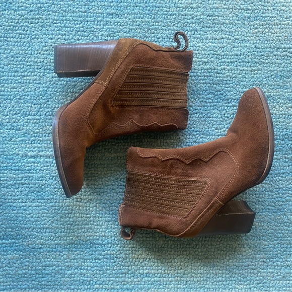 Dolce Vita Western Booties - Picture 1 of 4